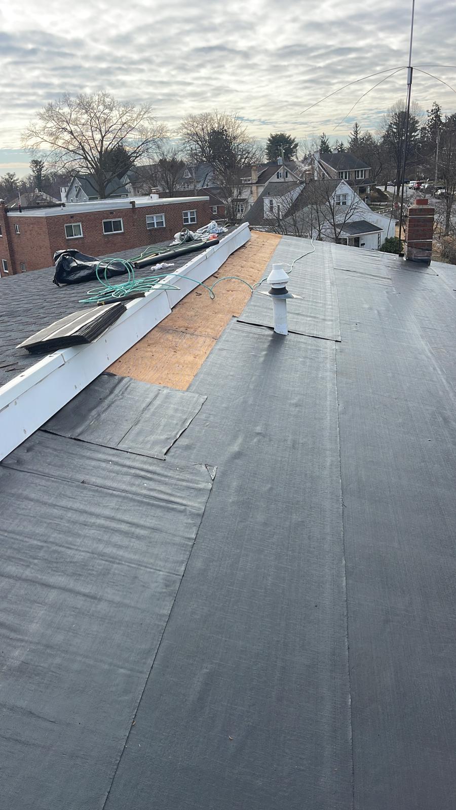 Shingle%20Roof%20Replacement%20%288%29.jpg