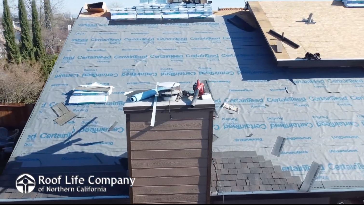 Re-roof%20CertainTeed%20%20During.JPG